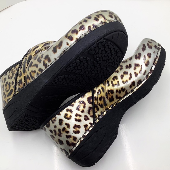 {Dansko}Leopard Patent Leather Clogs - Picture 7 of 8
